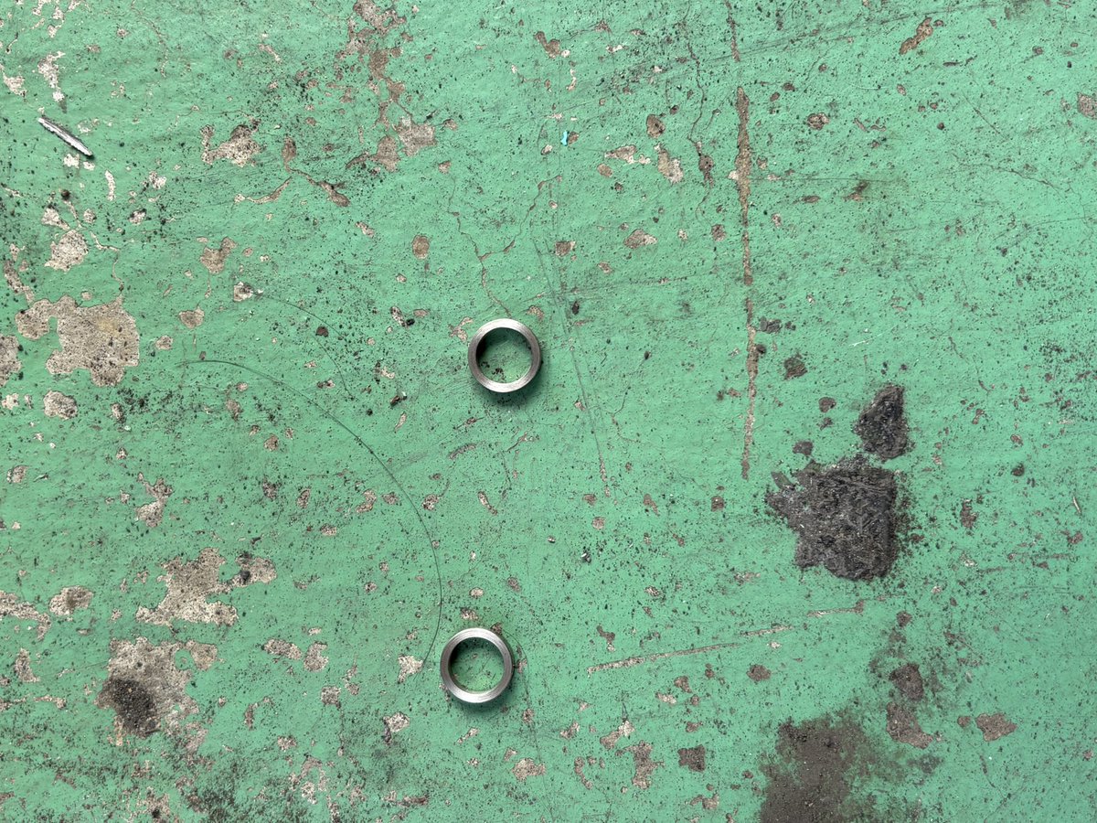 えあーず tweet media