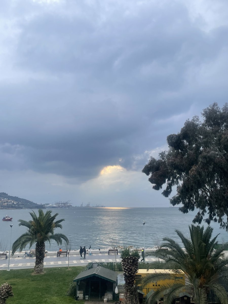 seherkoc81's tweet photo. Hayatın bize neler verdiğinden
Ziyade,
Bizler ne kadar çaba harcadık onun muhasebesini de 
Yapmak lazım 

#pazartesi https://t.co/497qp81s50