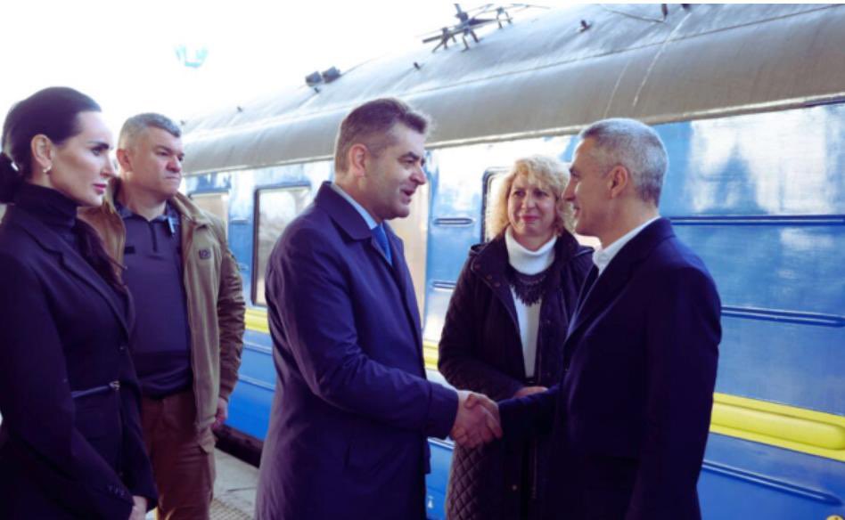 MAKS 25 🇺🇦👀 tweet media