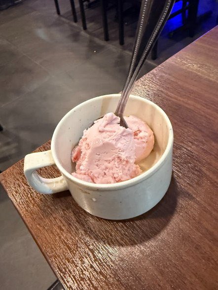 haleyberryyy's tweet photo. treating myself because why not https://t.co/oWW1Aw2qJy