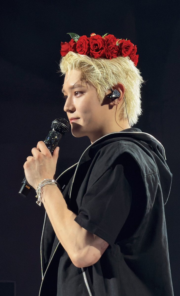 taeyong pics tweet media