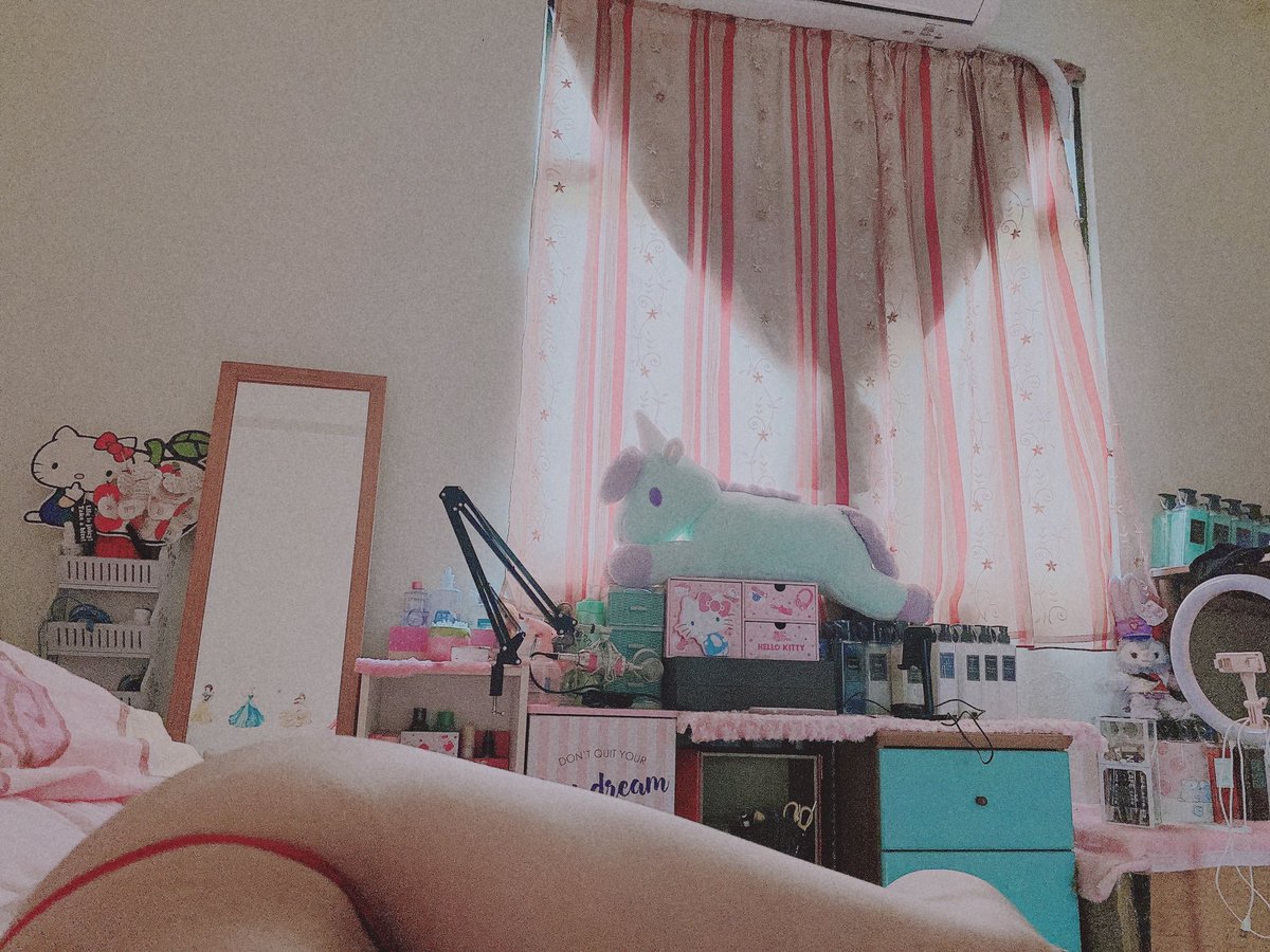 linleleii's tweet photo. 看起來很乖，但私底下...可能不太一樣喔。🐱

我的房間，我的禁地。
想進來看看，順便聽聽我的聲音嗎？🎙️

來找我解鎖：
🎵 專屬點歌｜💋 電愛｜🫦 私密視訊

私訊（DM）我打：「想看」，我只對有誠意的人熱情。🔥

#聲播 #電愛 #視訊 #大秀 #反差萌 #深夜限定 #解鎖 https://t.co/YAkHYqJ0tJ