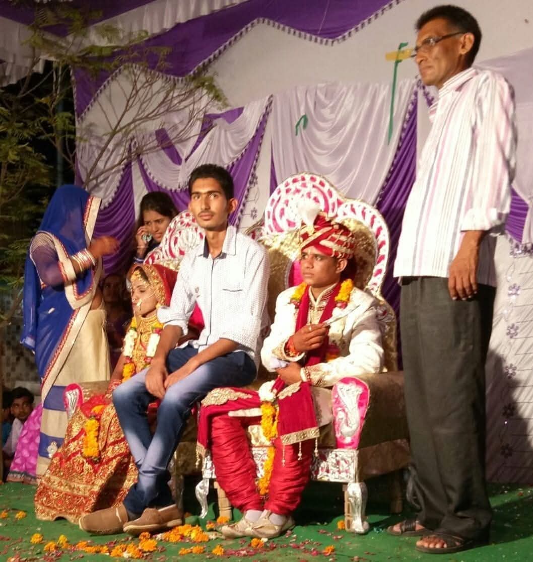 ना मैं गिरा और ना मेरी उम्मीदों की मीनारें गिरी  पर मुझे गिराने में कई लोग बार बार गिरे