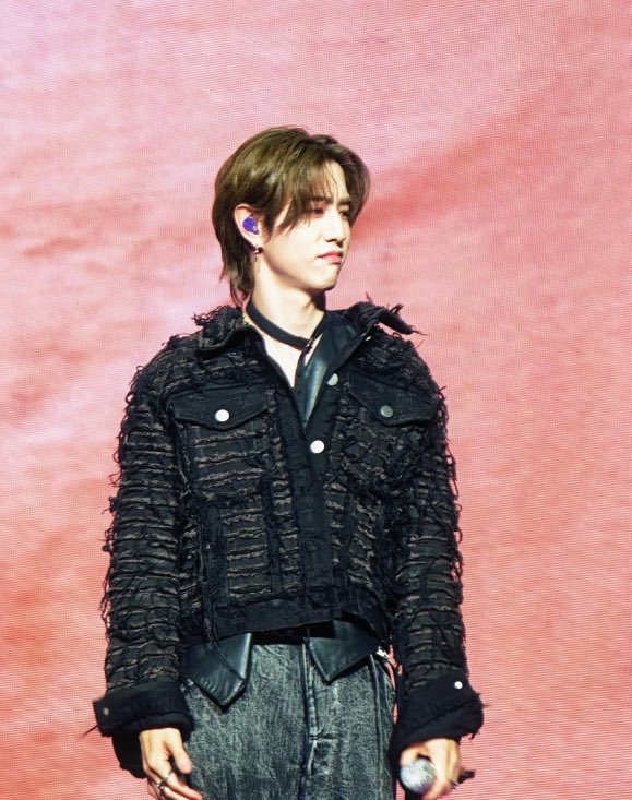 เป็นอะไรอิก 🤣 ♥️🐰 #MarkTuan