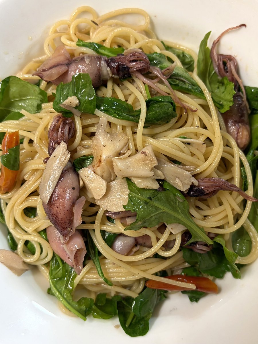 save直me tweet media