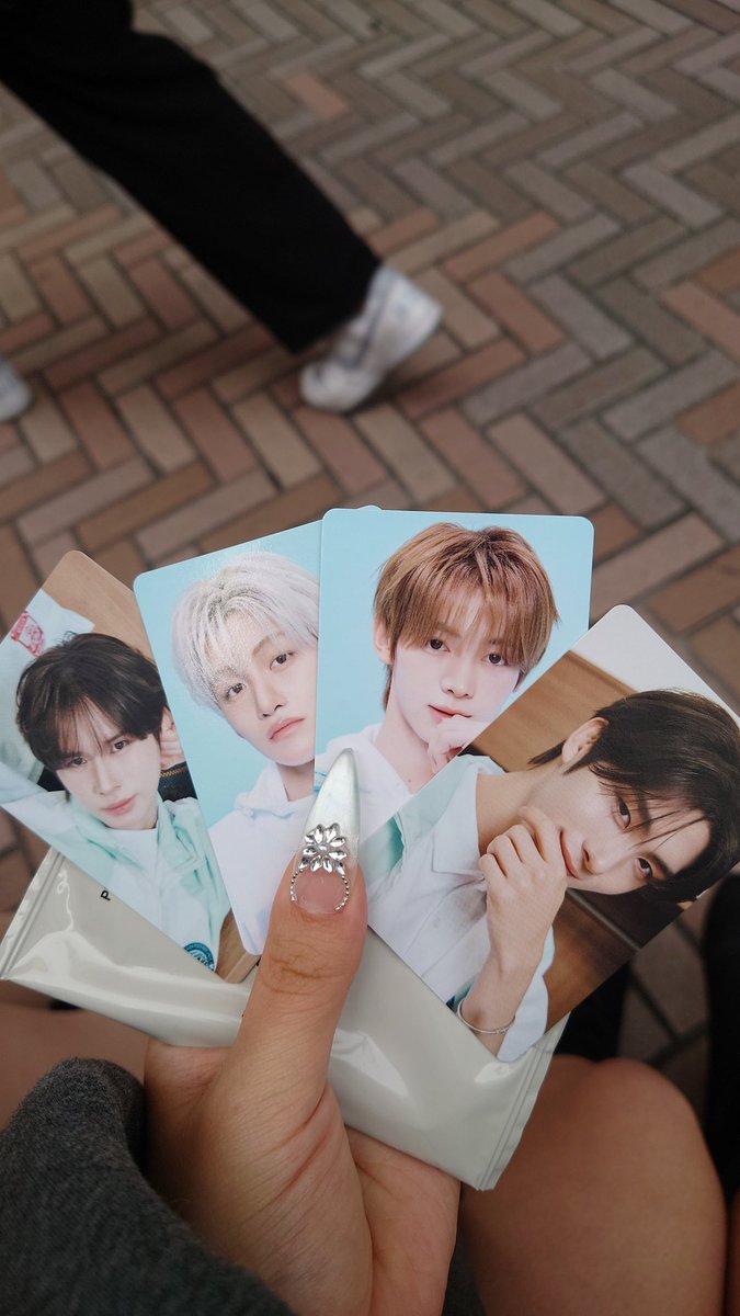 ヤンボム tweet media