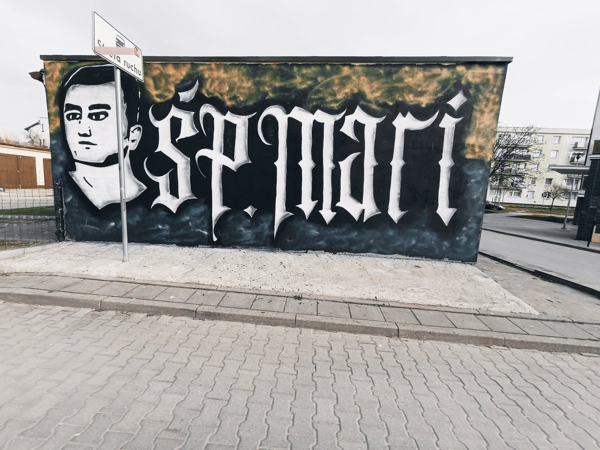 ʙᴀʀᴛᴋᴅʀᴏ #ᴄꜱʙ 🖤💛⚓ 𝕋𝔸𝔾 ⚽ tweet media