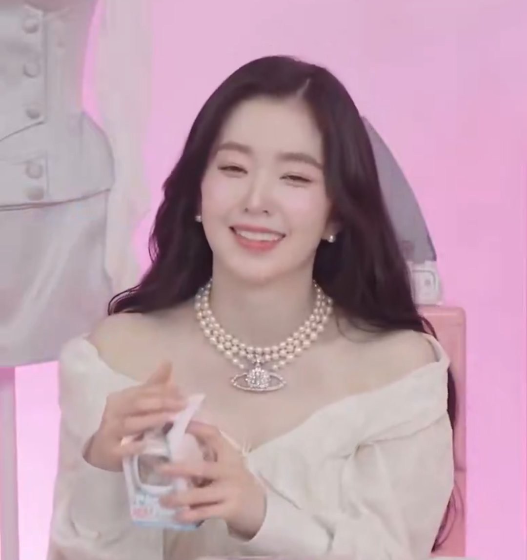 Irene zone 🩷 tweet media