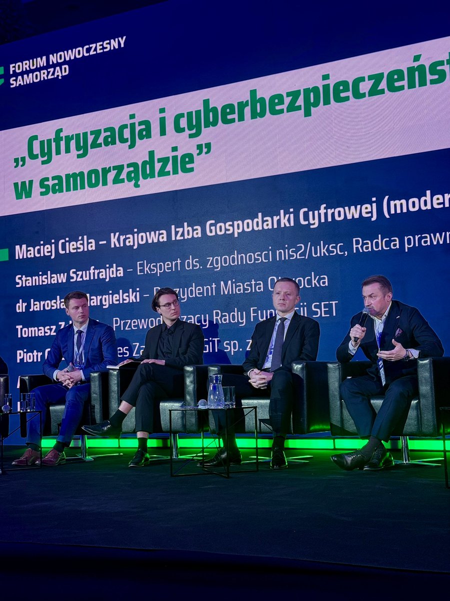 LOGiTFLOW's tweet photo. Zaczynamy dwa dni intensywnych rozmów w Jachrance na II #ForumNowoczesnySamorząd od debaty „Cyfryzacja i cyberbezpieczeństwo w samorządzie” 🛡️🌐 #LOGiTFLOW https://t.co/Kk89C1hbPA