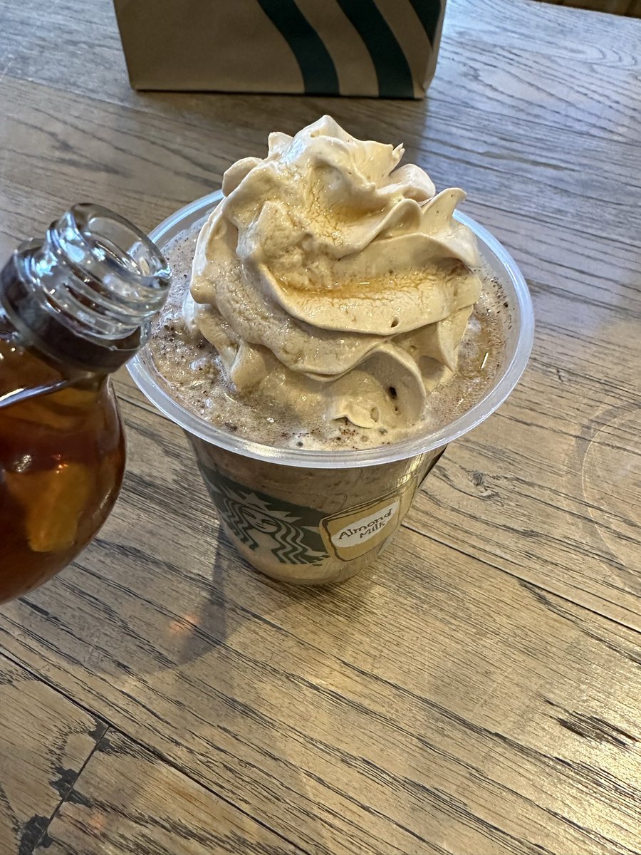 萌🧊(プロ画変えだけ偽垢じゃない) tweet media