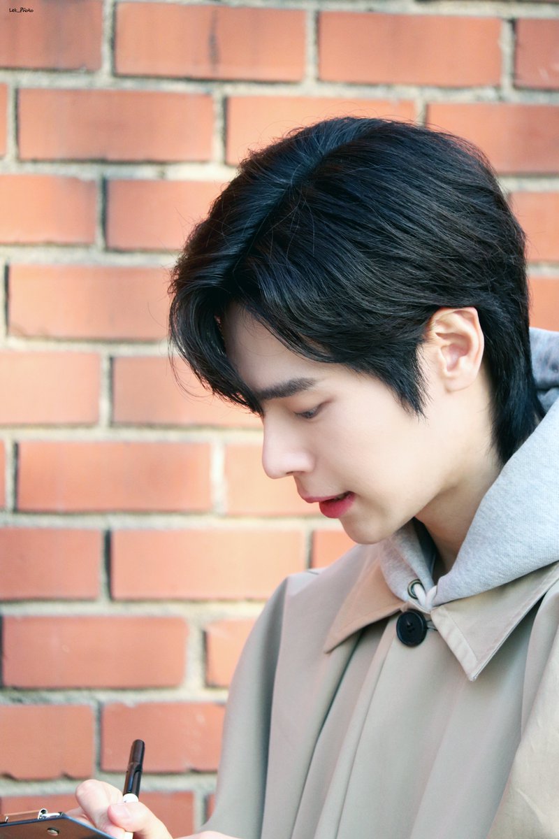 𝑨𝒎𝒐𝒓𝒑𝒉𝒐𝒖𝒔_𝑷𝒊𝒄 📷 tweet media