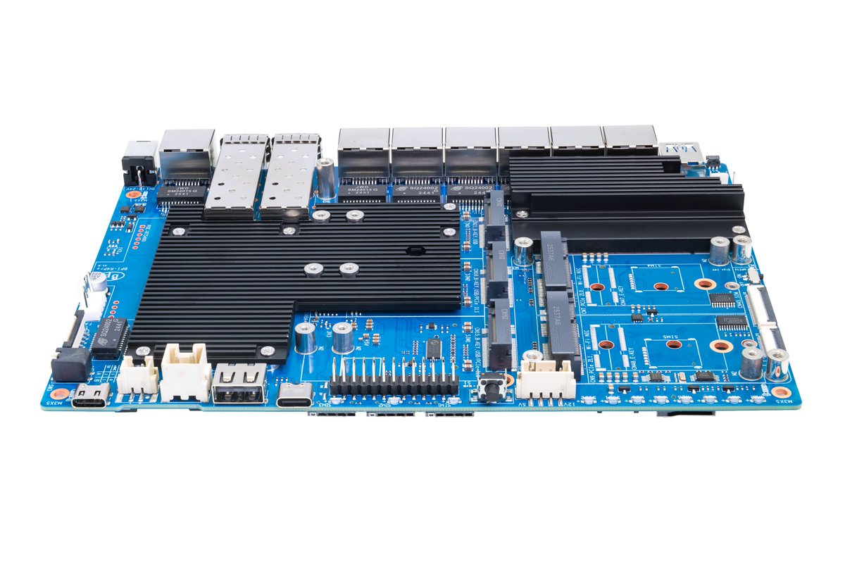jolinzhou4's tweet image. Banana Pi BPI-R4Pro 🚀Upgraded BPI-R4 with MediaTek MT7988A Quad-core✅4/8GB DDR4 | 8GB eMMC✅4×2.5G + 2×10G ports✅4G/5G expansionFull specs &amp;amp; details:docs.banana-pi.org/en/BPI-R4_Pro/… #TechGadget