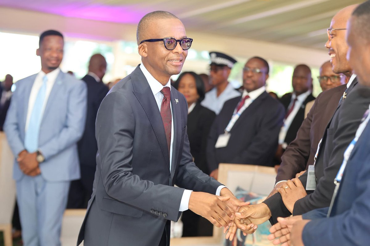 NalediMadala tweet media