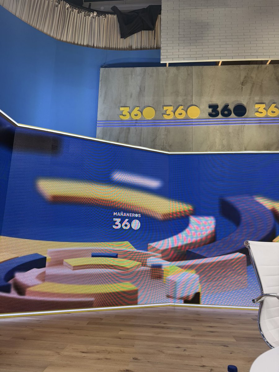 Sarah Santaolalla. ♀ tweet media