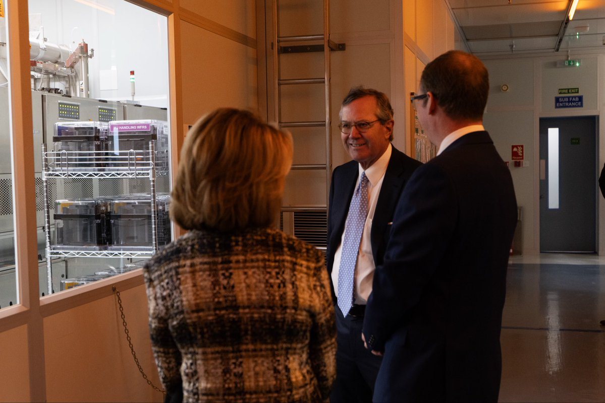 Ambassador Warren Stephens tweet media