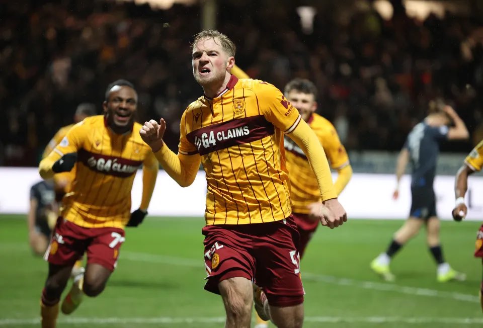 Down The Slope tweet media