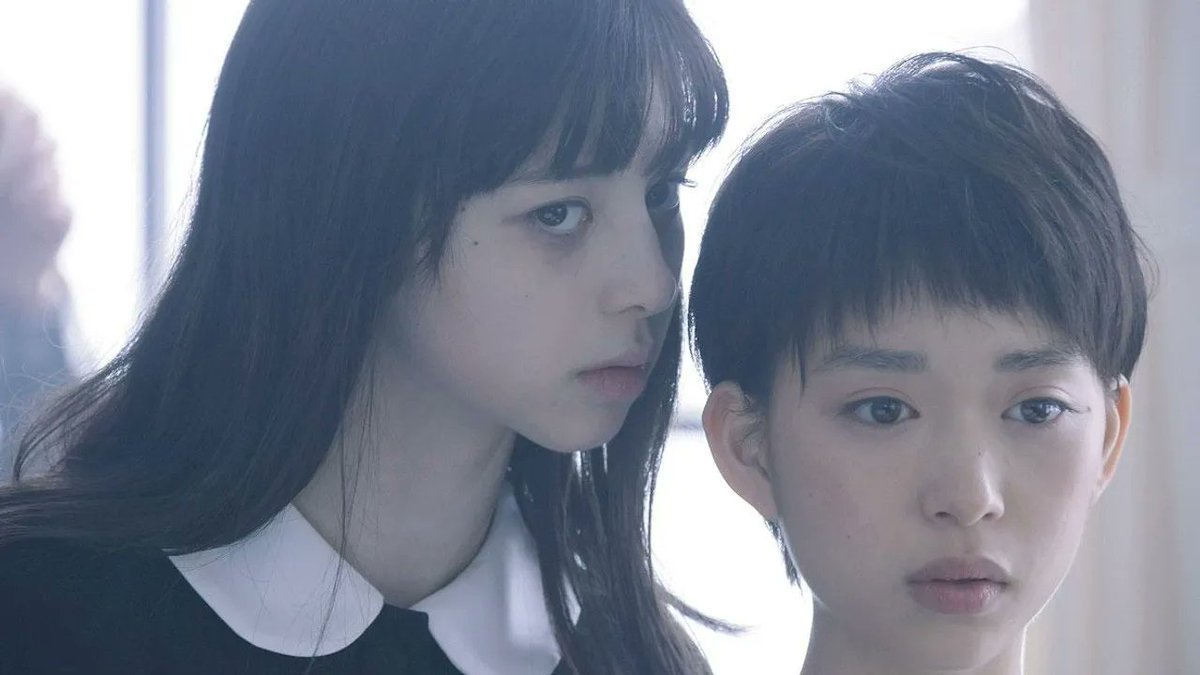 그리고 레전더리백합영화 령제로 영화판
호러...를 기대하고 보시기보단 백합을 기대하고 보시면... (2)
watcha.com/ko-KR/contents…