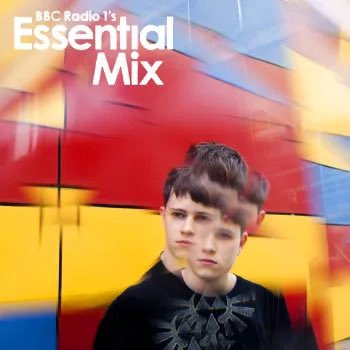 nnepenthes's tweet photo. “maximalism” in music the way it’s used today such a nothingburger description in the same way people use “ethereal”. wouldn’t be against the descriptors if they actually meant something. only time i agreed with the maximalist descriptor was with Rustie’s Essential Mix i think https://t.co/2p7J36vIKj