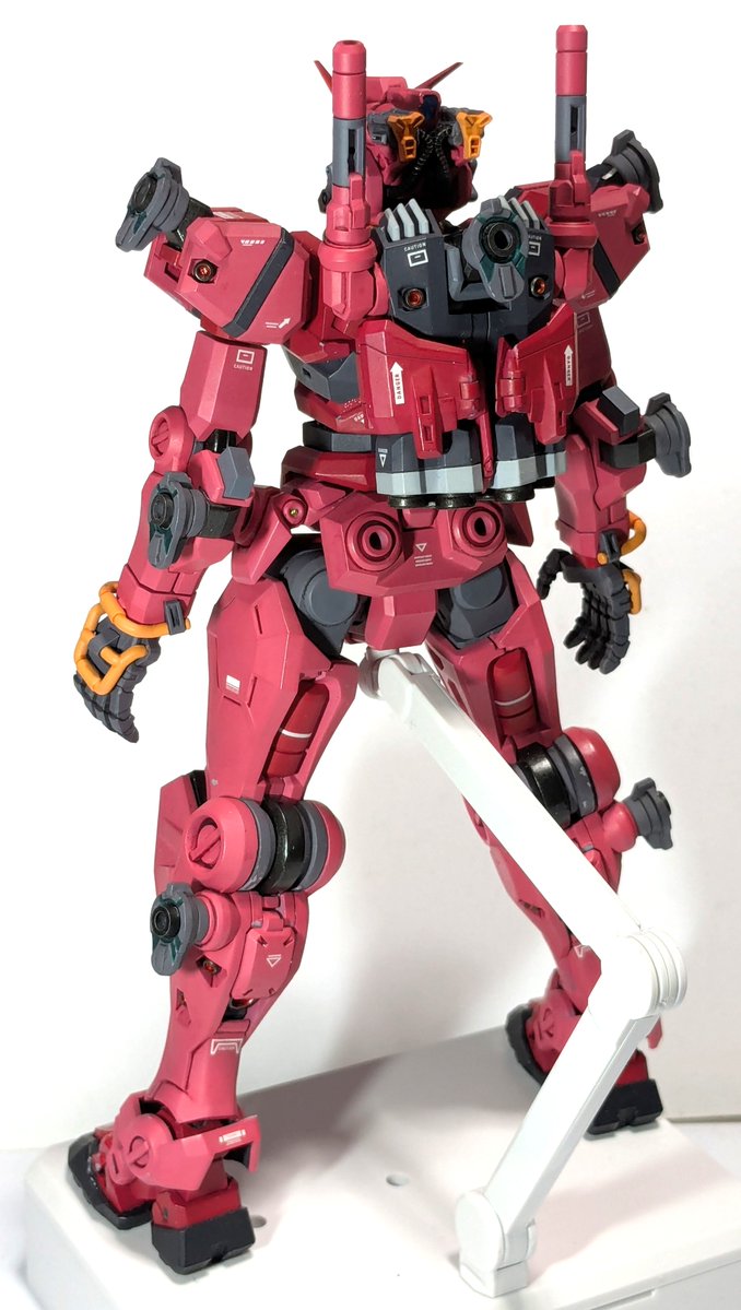 マユ・クロフト tweet media