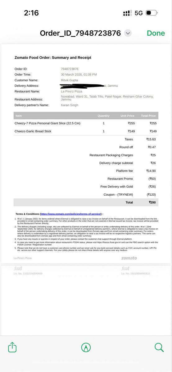 ritvikgupta2002's tweet photo. @zomatocare Extremely disappointed. Order ID: 7948723876. Pizza arrived damaged—cheese &amp; toppings spilled. Garlic bread broken, rock hard, and sauce leaked. Shared multiple photos but support keeps delaying. Need refund/ASAP. https://t.co/PvSq2Ei2rz