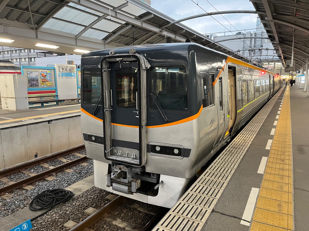 ばいきんまん号 tweet media