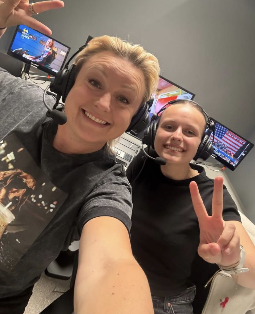 JustinePEDEMONT's tweet image. Ce week-end j’étais aux commentaires @CanalplusMotoGP comme consultante🔥 
À défaut d’être sur ma #moto j’étais au micro pour le @World_WCR 
J’espère que vous avez aimé le duo avec @GuenaelleLongy🫣
#RDV a Assen 18-19 avril 

👉 Début du @FSBK_officiel vendredi avec ma #CBR600✊