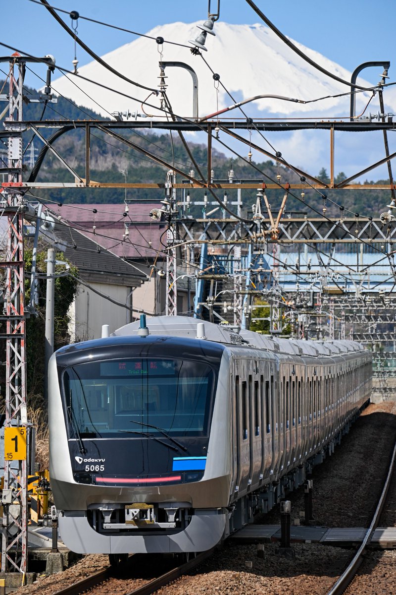 はだのぼんち tweet media