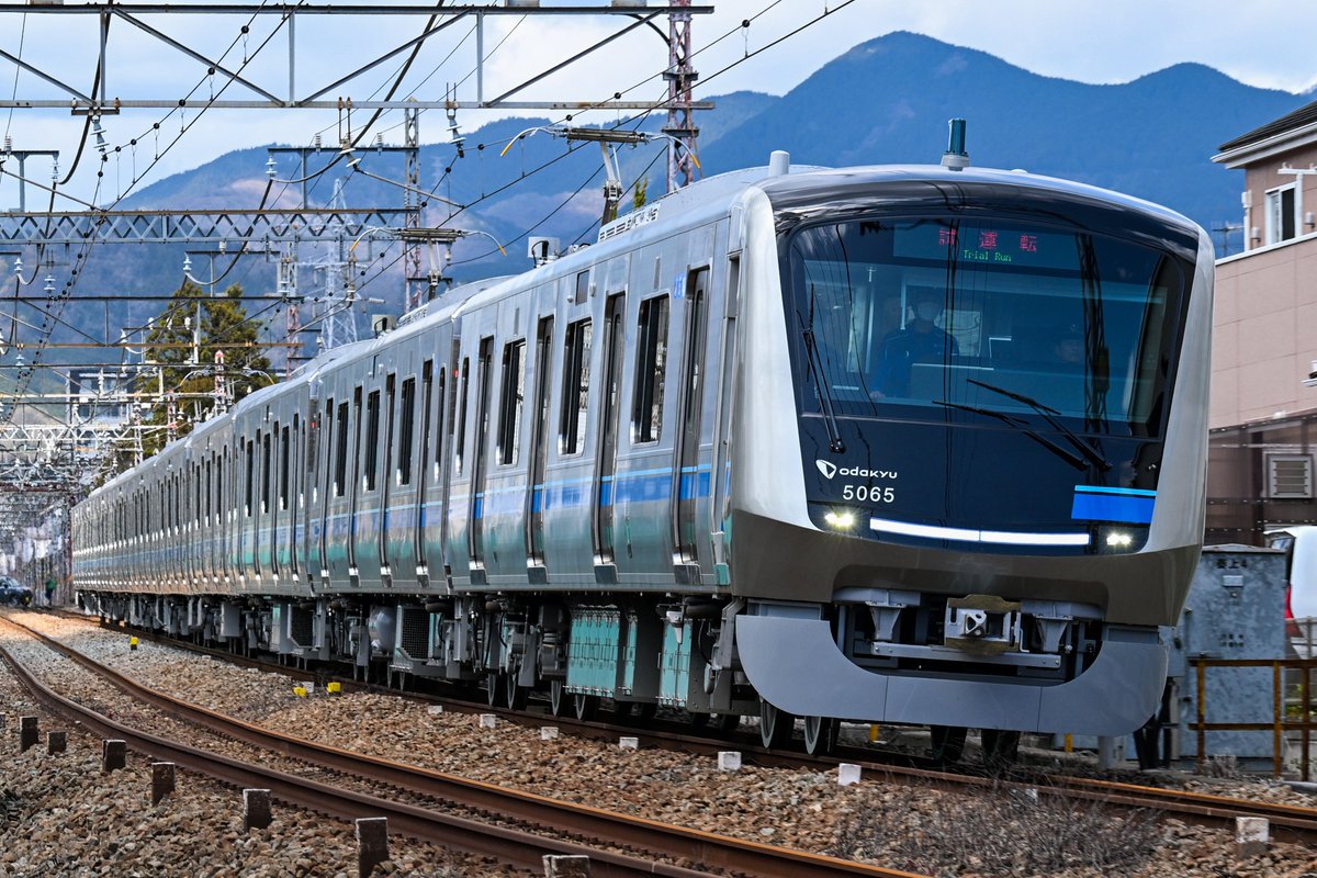 はだのぼんち tweet media