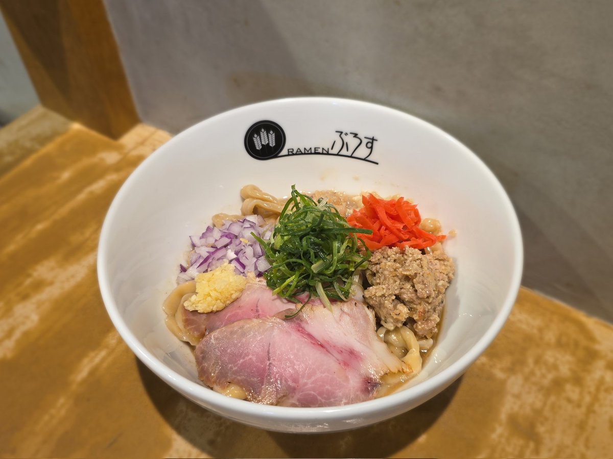 本日30日(月)より4月5日(日)頃まで
｢豚まぜそば｣
販売です
よろしくおねがいします