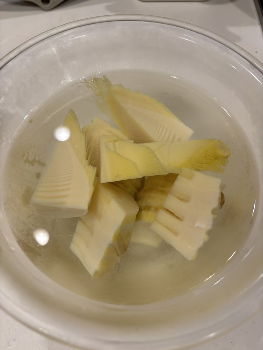 タガネ tweet media