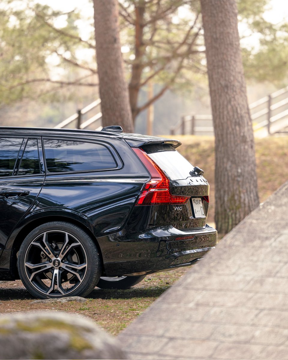 ずく出してタイヤ交換
やっぱこのホイールが一番だね✌️