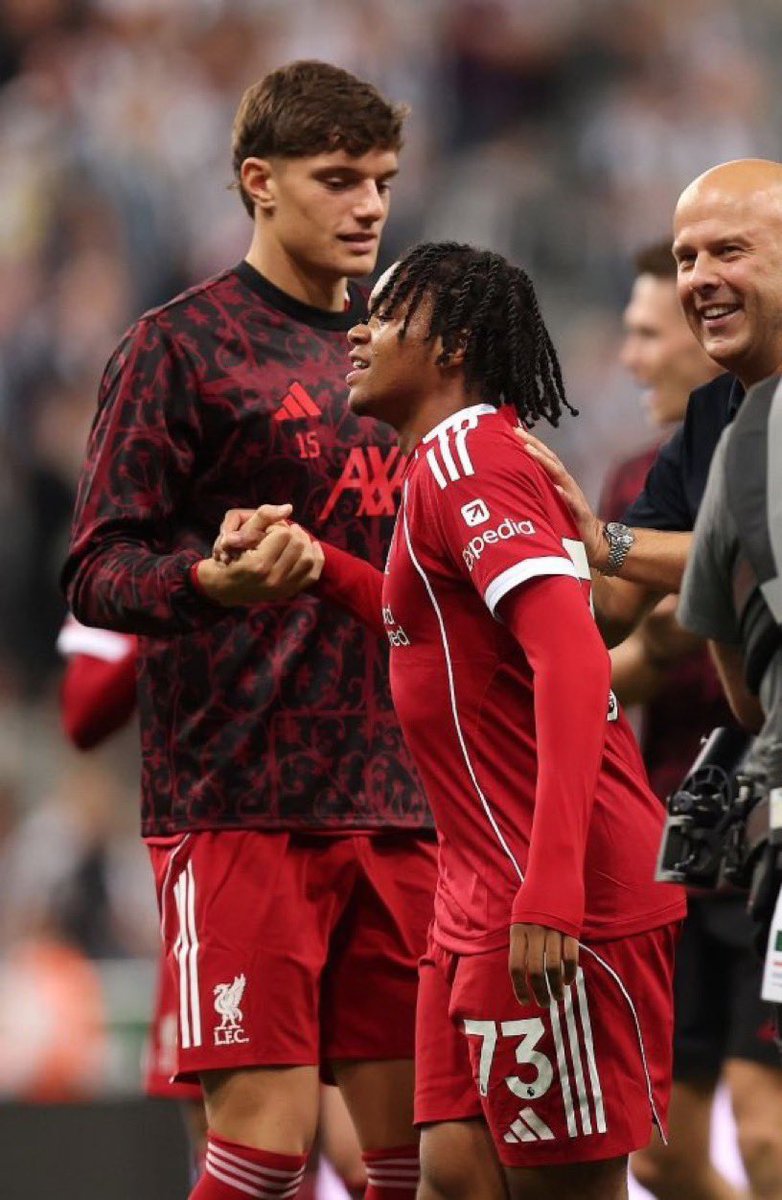 Braden (Fan) 🐦‍🔥 tweet media