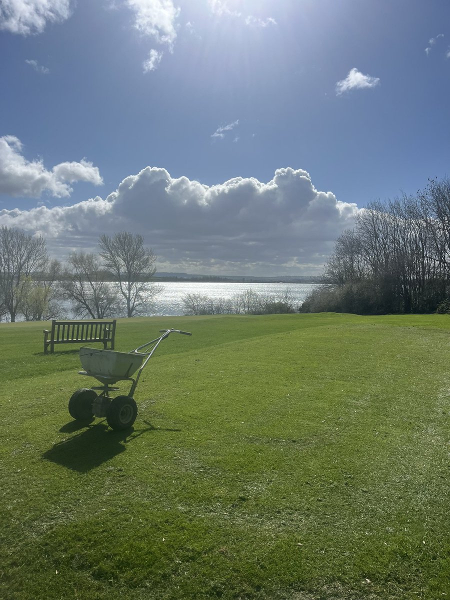 Whitefields Golf Club Greenkeepers tweet media