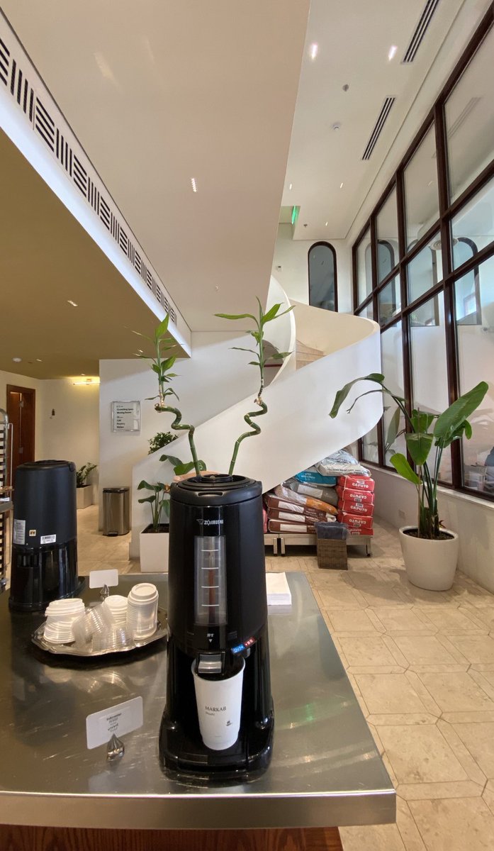 دلــع tweet media