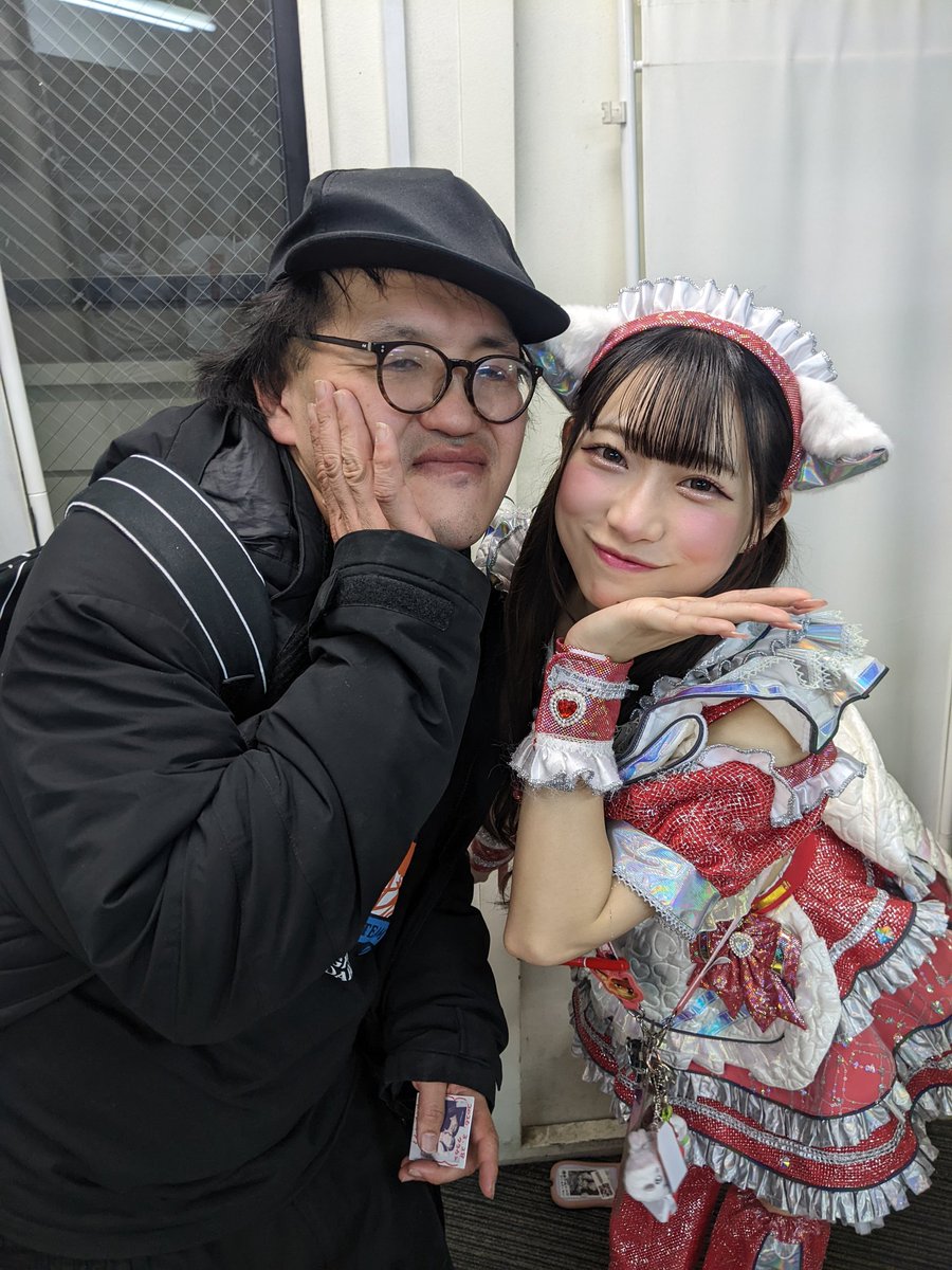 クラウン😋🐿 tweet media