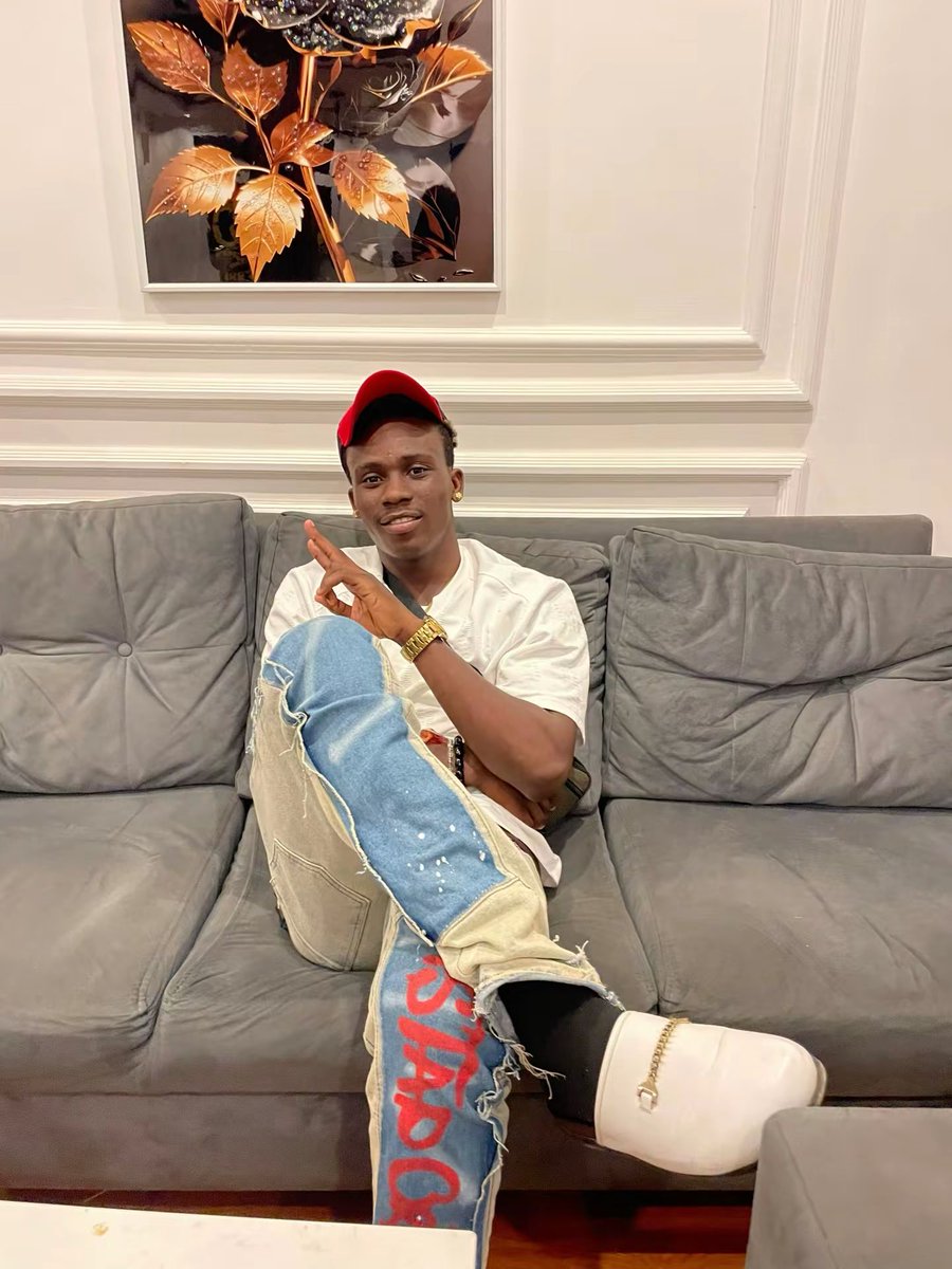 Samuel Takyi (Ringwarrior) tweet media