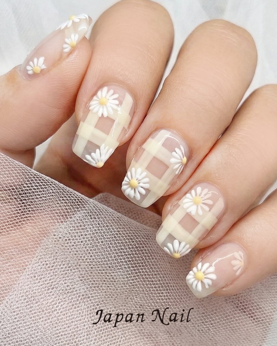 JapanNailSchool's tweet image. デイジーネイル🌼
春らしい定番デザイン
淡いクリーム色のチェックと合わせました

#ジャパンネイル #japannail #nailart #naildesigns #春ネイル #チェック柄ネイル #セルフネイル #セルフネイル部 #ジェルネイル #デイジーネイル #イエローネイル #お花ネイル