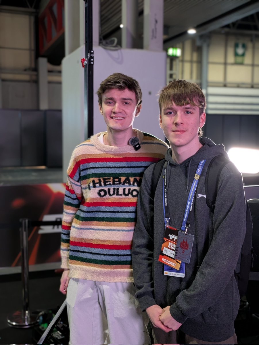 Split | Coob tweet media