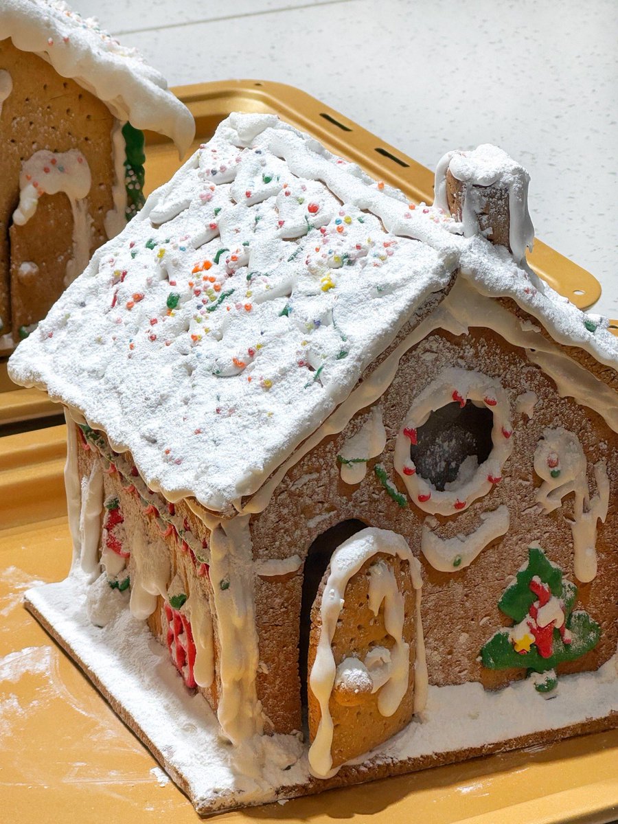 maggie coe tweet media