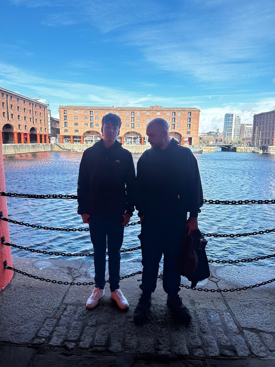 bateson87 tweet media