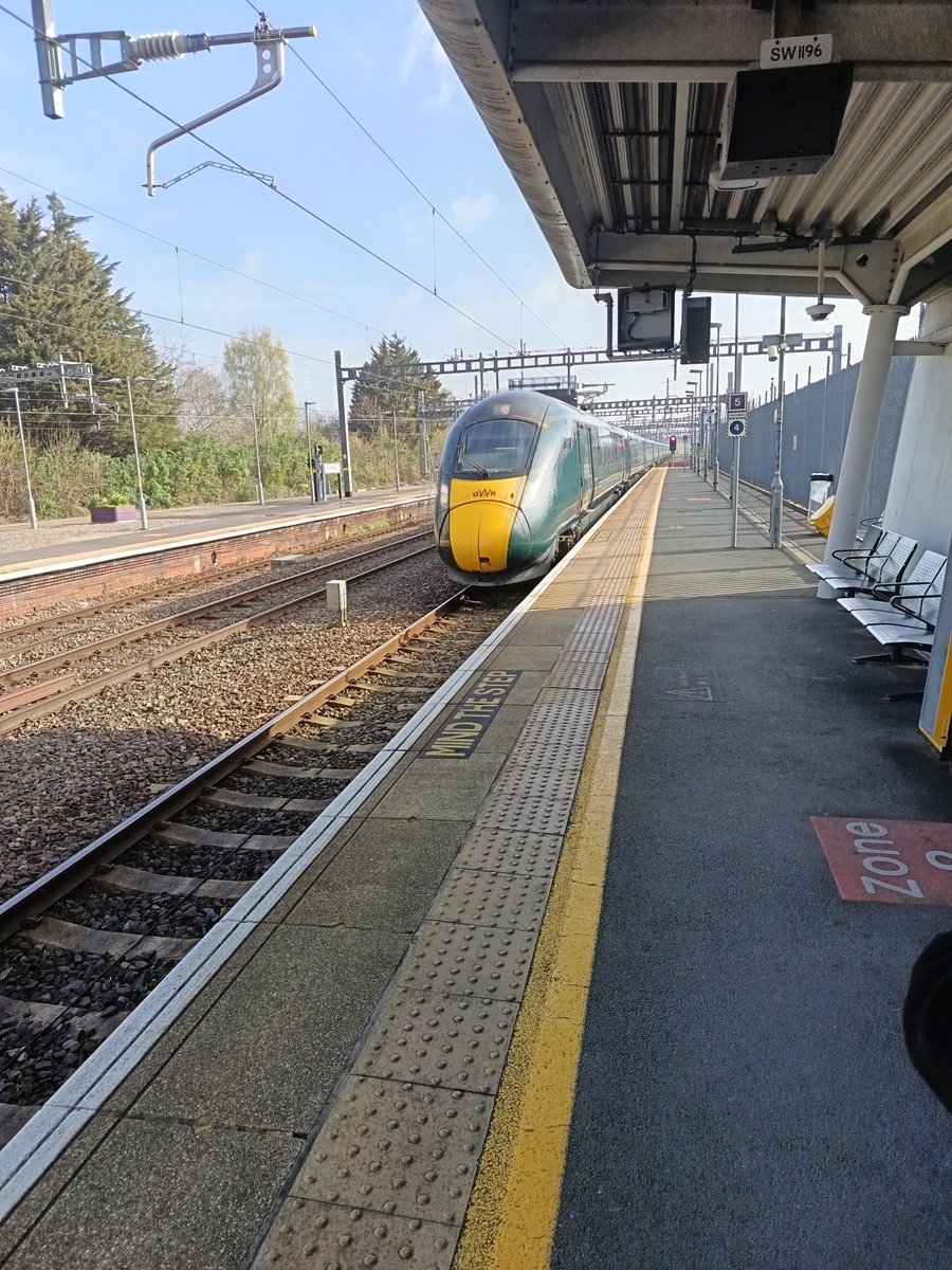 Tara Jane tweet media