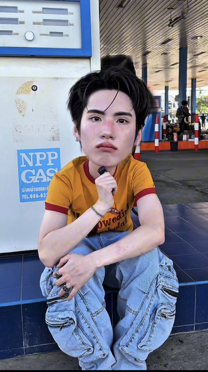 IDEAZONETIMER's tweet photo. เฮียหัวโต 🤣

#PHUTATCHAI 
#BUS_คับเฮีย https://t.co/hwffqOBmzw