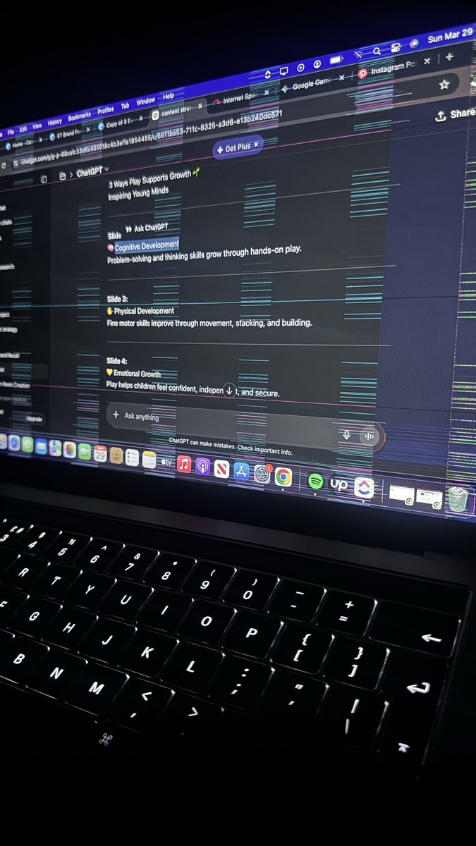 (Oma)devuae tweet media