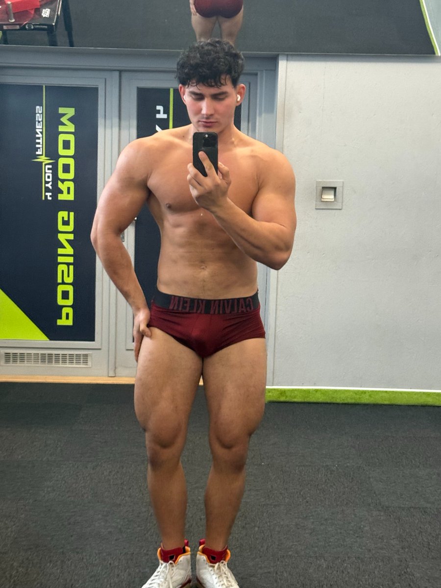 Your Paul Gainz 🔞 tweet media