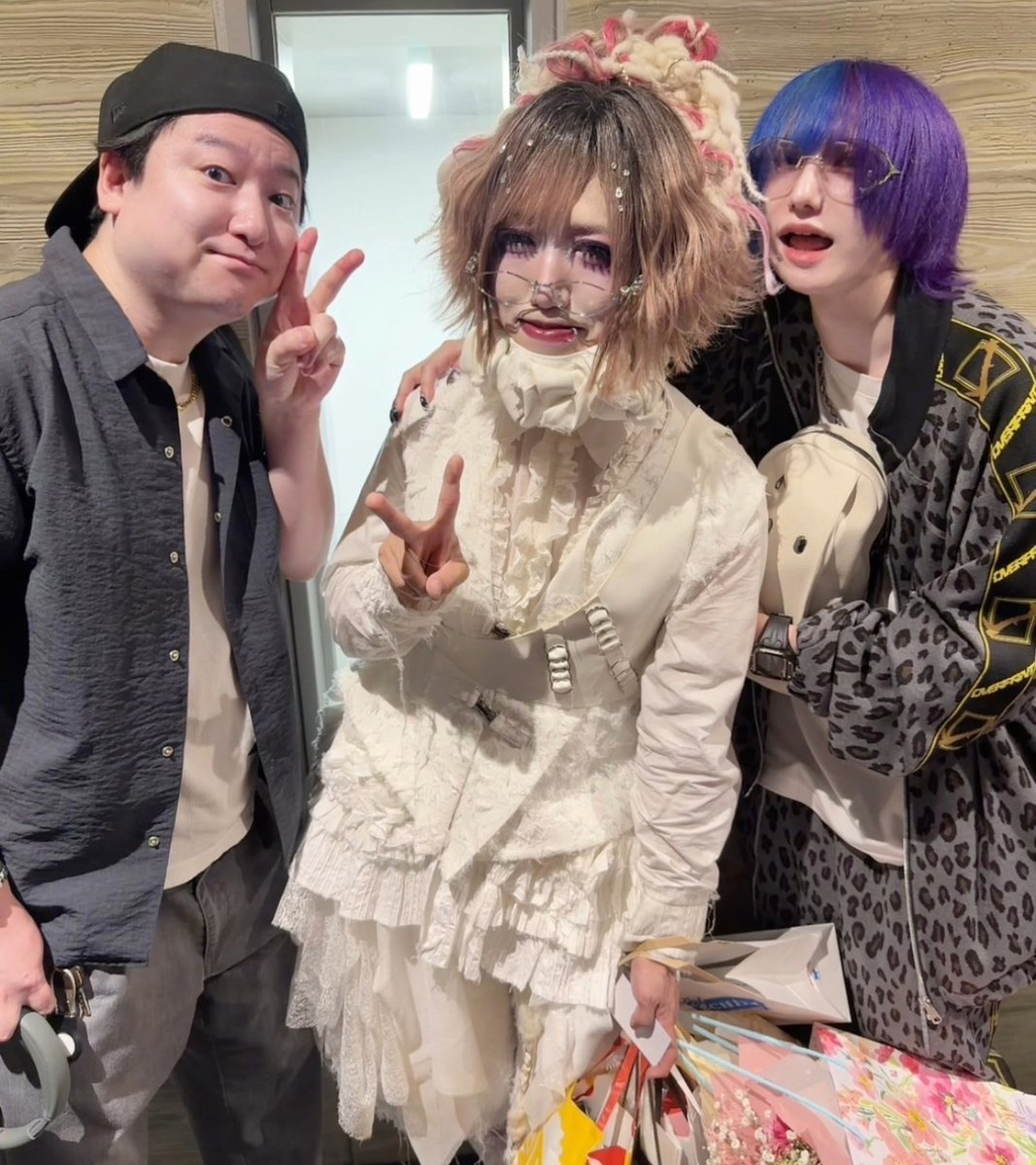 ヨコオケイタ♡ハートフライデー(#ハトフラ) tweet media