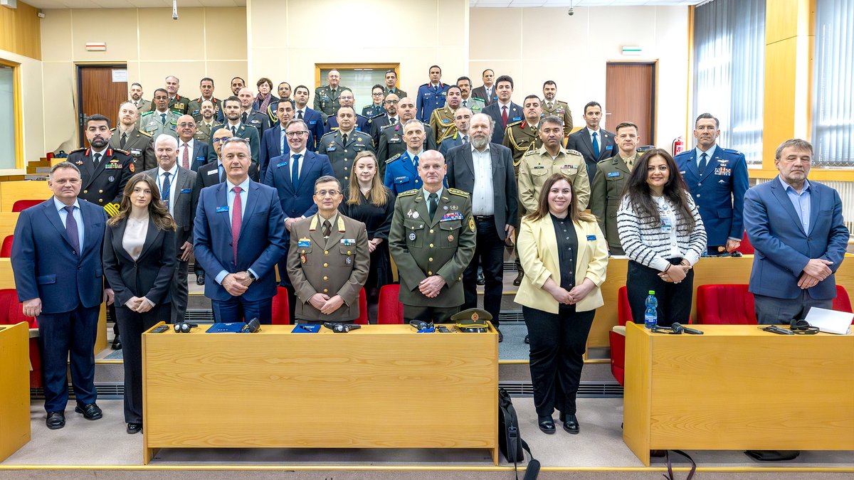 NATO_DefCollege's tweet image. Strengthening Unity and Readiness across Europe

From Brussels 🇧🇪to Bratislava 🇸🇰and Bern 🇨🇭, NRCC 35 explored how #NATO, the #EU 🇪🇺, Allies and #partners are enhancing #resilience through strategic #adaptation, defence #investments 💪 and #innovation in the #defence industry ⚙️.
