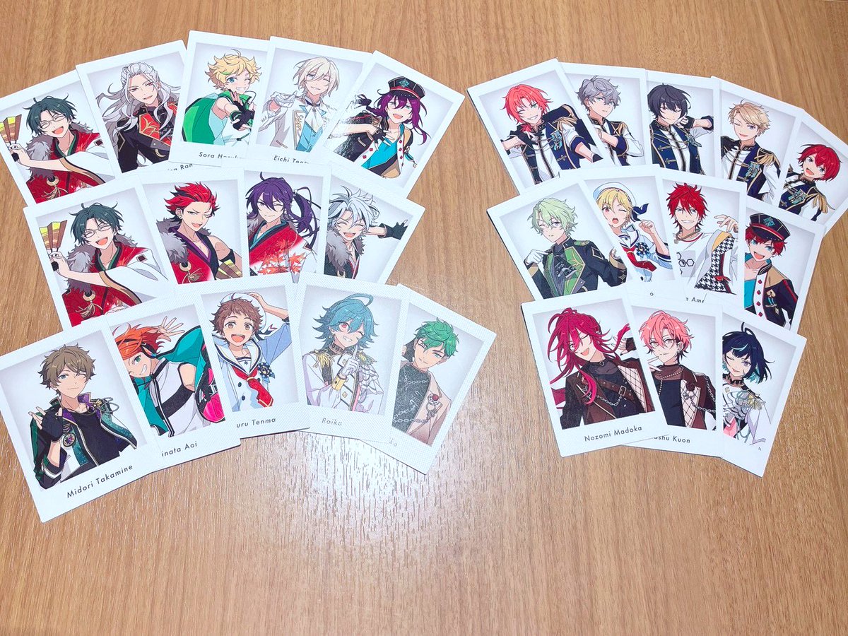 ax5_ay's tweet photo. 誘ってもらって展示会行ってきた〜〜〜！！🥳
皆でポーチおそろできて嬉しい、特典も欲しかった子コンプできて良かった；； https://t.co/Ei6ae2Rk1Z