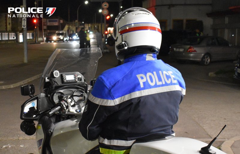 Police Nationale 10 tweet media