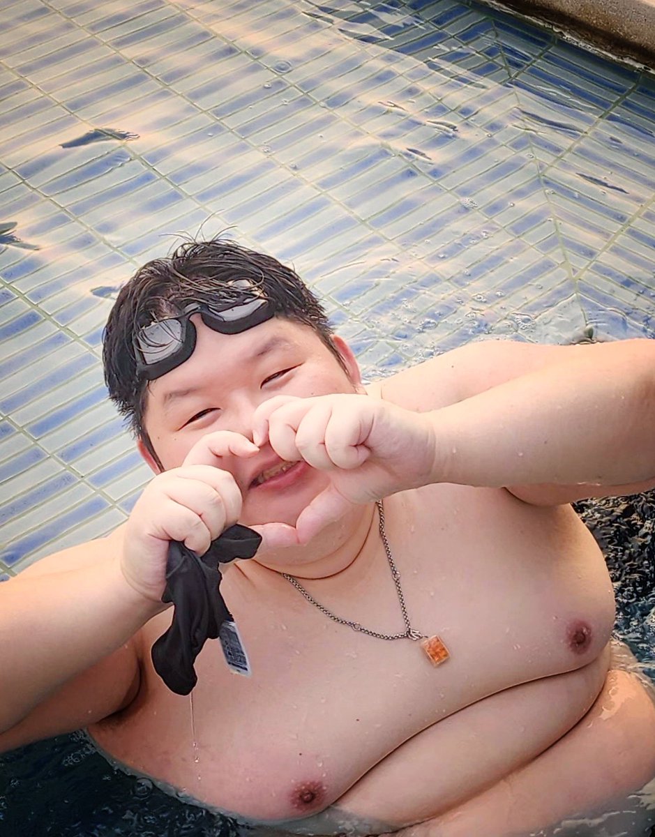 IG: ktpbom_ tweet media