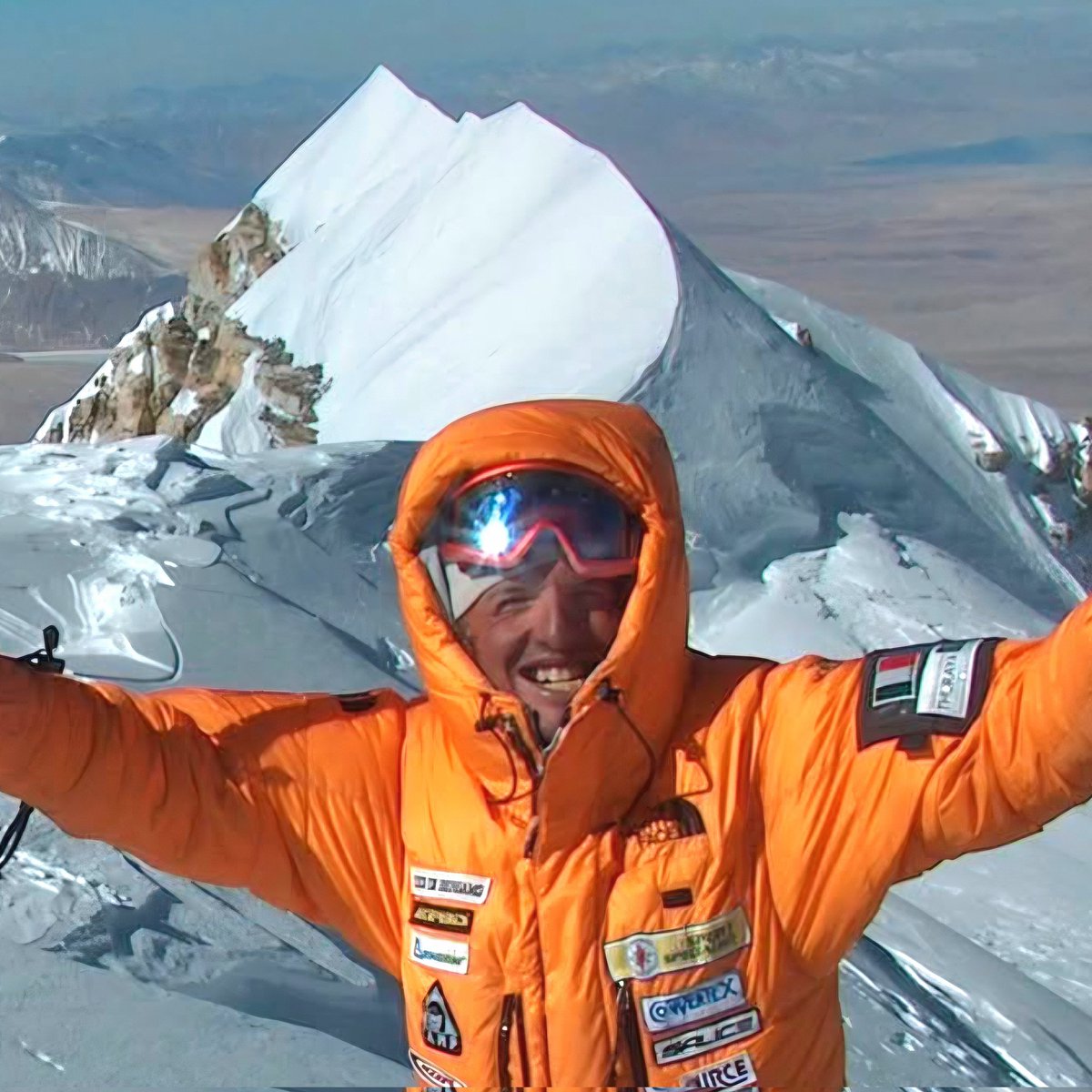 CarlosGarranzo's tweet photo. ¡Buenas Noticias! @morosimone, completamente restablecido, desvela sus planes de terminar las 7 Cumbres en junio con #Denali y luego volver a intentar #Manaslu.
Entrevista 👉https://t.co/lQqb6X0yKm https://t.co/M8ke7T8sxg